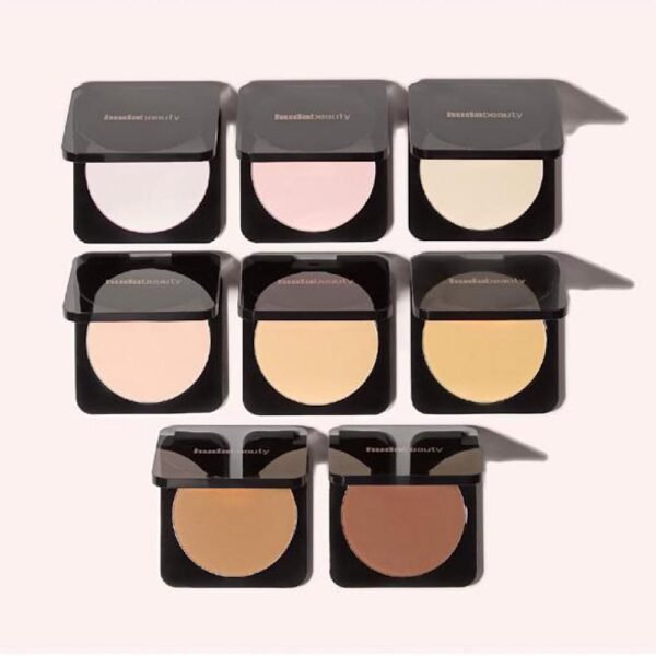 9f594bb8-7215-4875-b6d5-13a8f721f081 Huda Beauty Easy Bake Pressed Powder